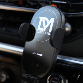 DM Exclusive Design 15W Wireless Charger Auto Handyhalterung Mit induktiver Ladefunktion Automatischer Betrieb Qi Ladestation Auto Lüftung