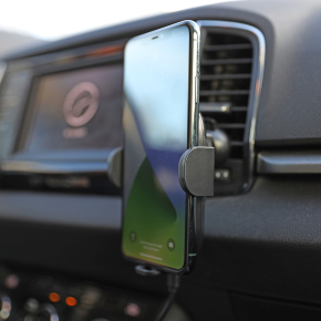 DM Exclusive Design 15W Wireless Charger Auto Handyhalterung Mit induktiver Ladefunktion Automatischer Betrieb Qi Ladestation Auto Lüftung